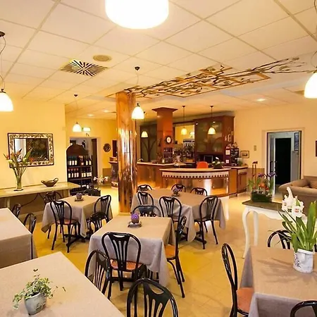 Hotel La Pergola Alba Adriatica