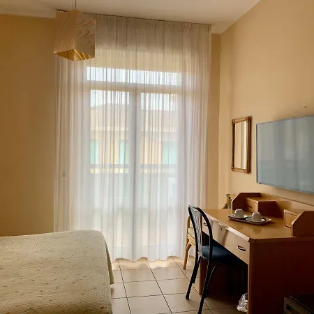 Hotel La Pergola Alba Adriatica
