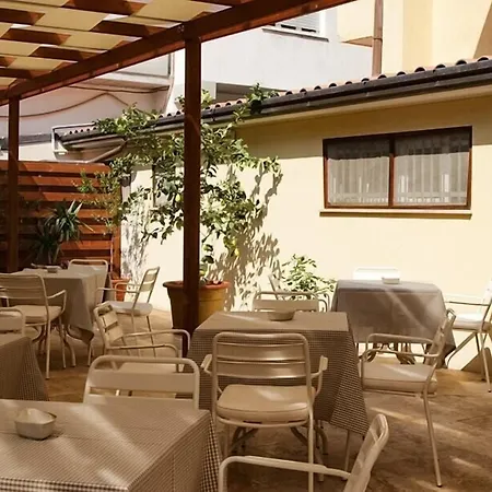 Отель La Pergola 3*