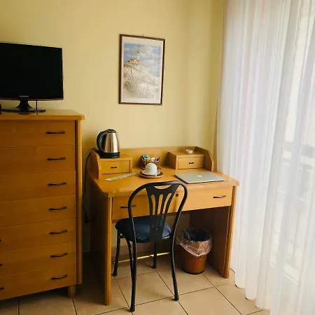 La Pergola 3* Альба-Адриатика