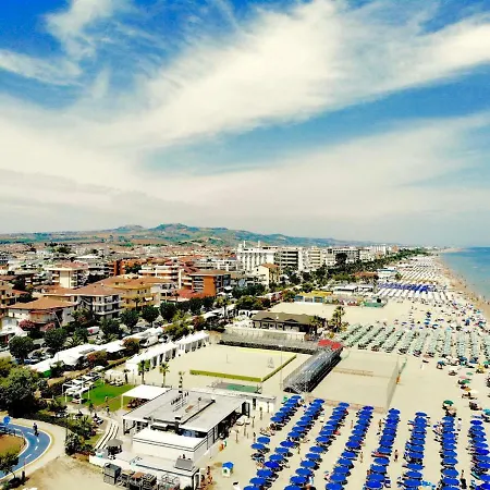 La Pergola Отель